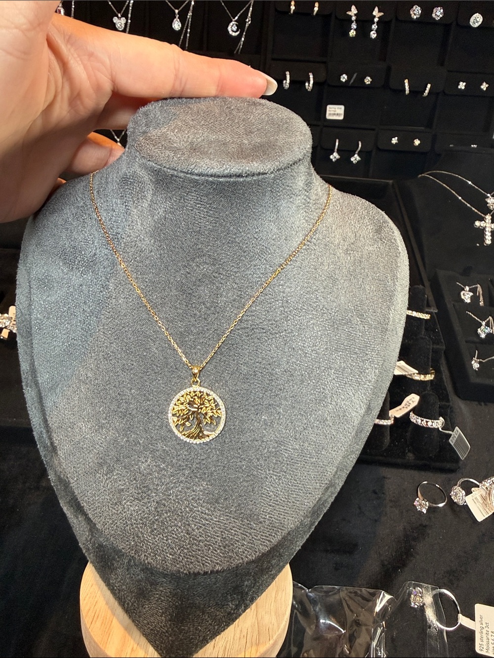 Gold Tree of Life Pendant Necklace - Women Jewelry